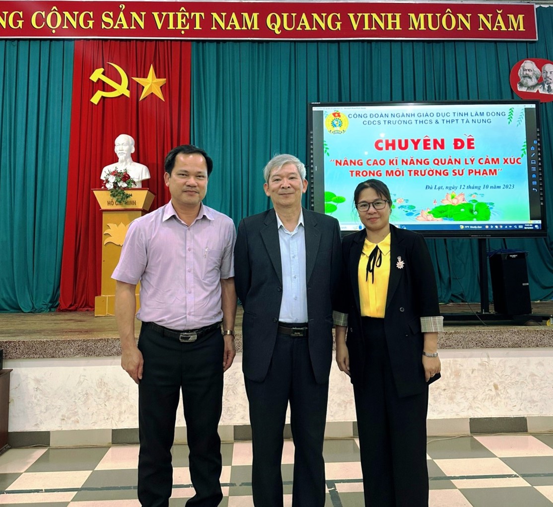 CÔNG ĐOÀN VÀ CHÍNH QUYỀN TRƯỜNG THCS&THPT TÀ NUNG CÙNG PHỐI HỢP ĐỂ XÂY DỰNG TRƯỜNG HỌC HẠNH PHÚC 