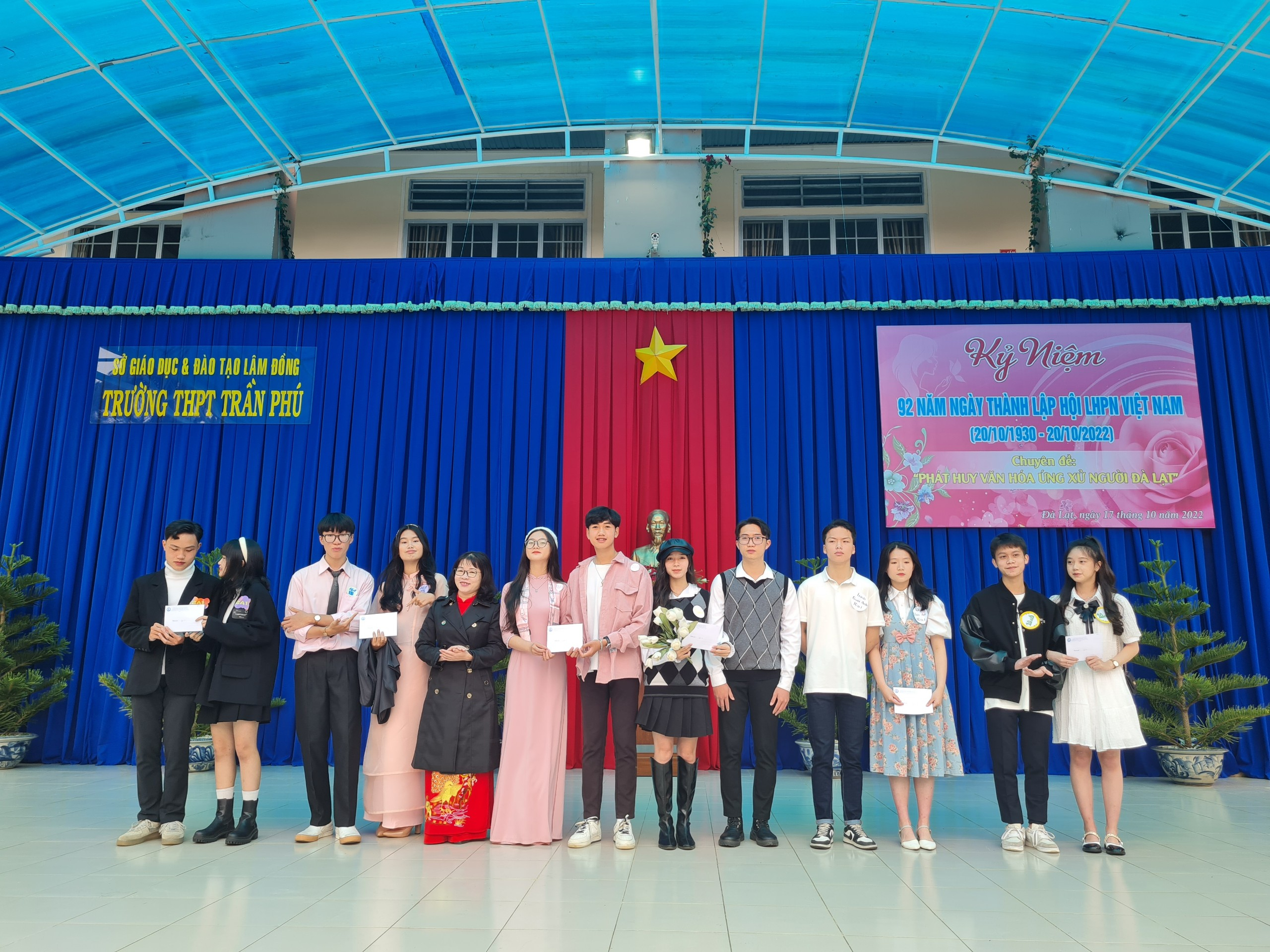 CÔNG ĐOÀN TRƯỜNG THPT TRẦN PHÚ  SINH HOẠT CHUYÊN ĐỀ  “PHÁT HUY PHONG CÁCH NGƯỜI ĐÀ LẠT”