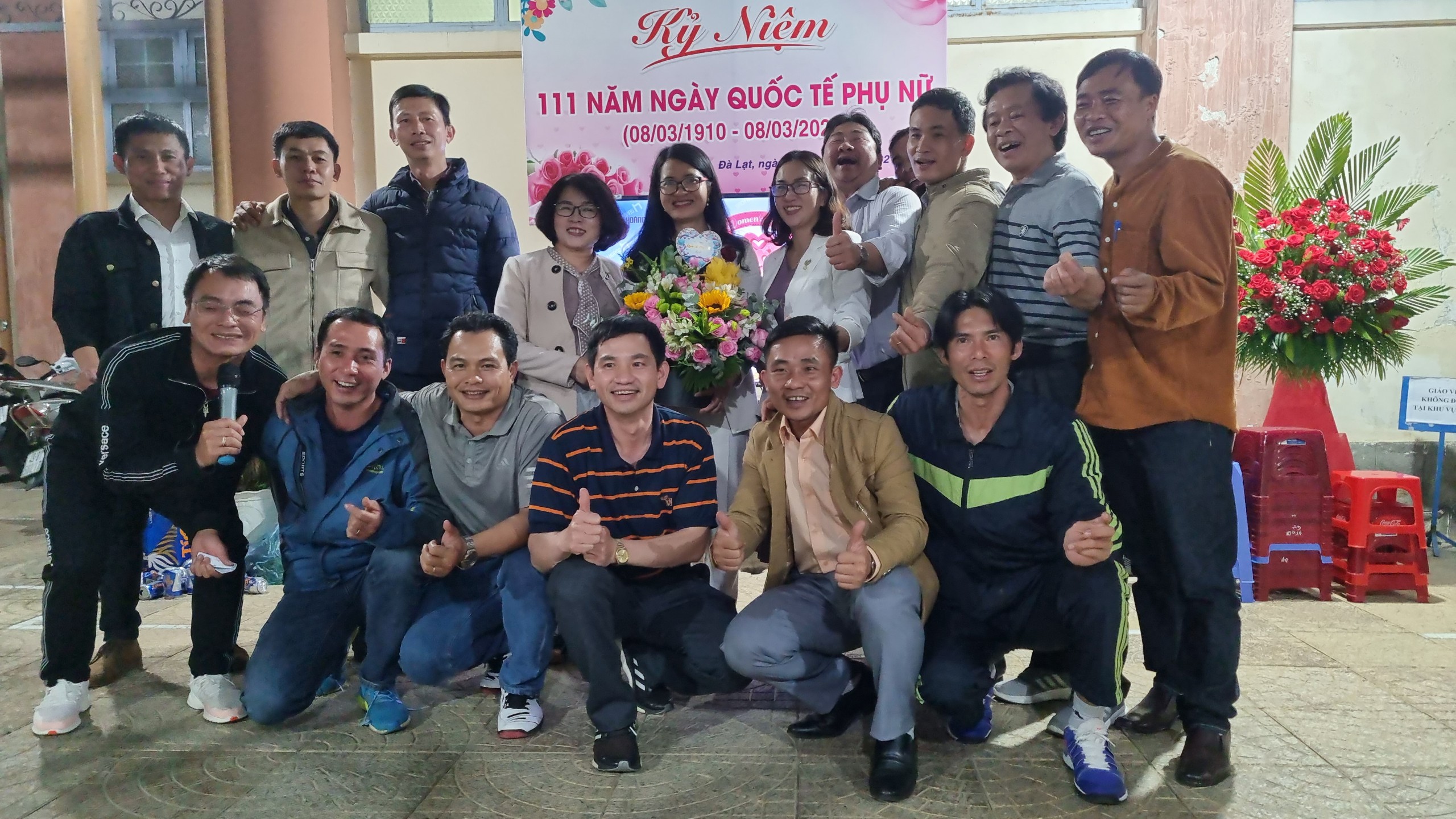 CĐCS TRƯỜNG THPT TRẦN PHÚ SINH HOẠT KỶ NIỆM 8/3