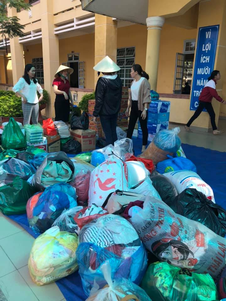 SỞ GIÁO DỤC ĐÀO TẠO LÂM ĐỒNG VÀ CÔNG ĐOÀN NGÀNH GIÁO DỤC PHÁT ĐỘNG PHONG TRÀO “HƯỚNG VỀ KHÚC RUỘT MIỀN TRUNG”, GÓP PHẦN KHẮC PHỤC THIÊN TAI LŨ LỤT.