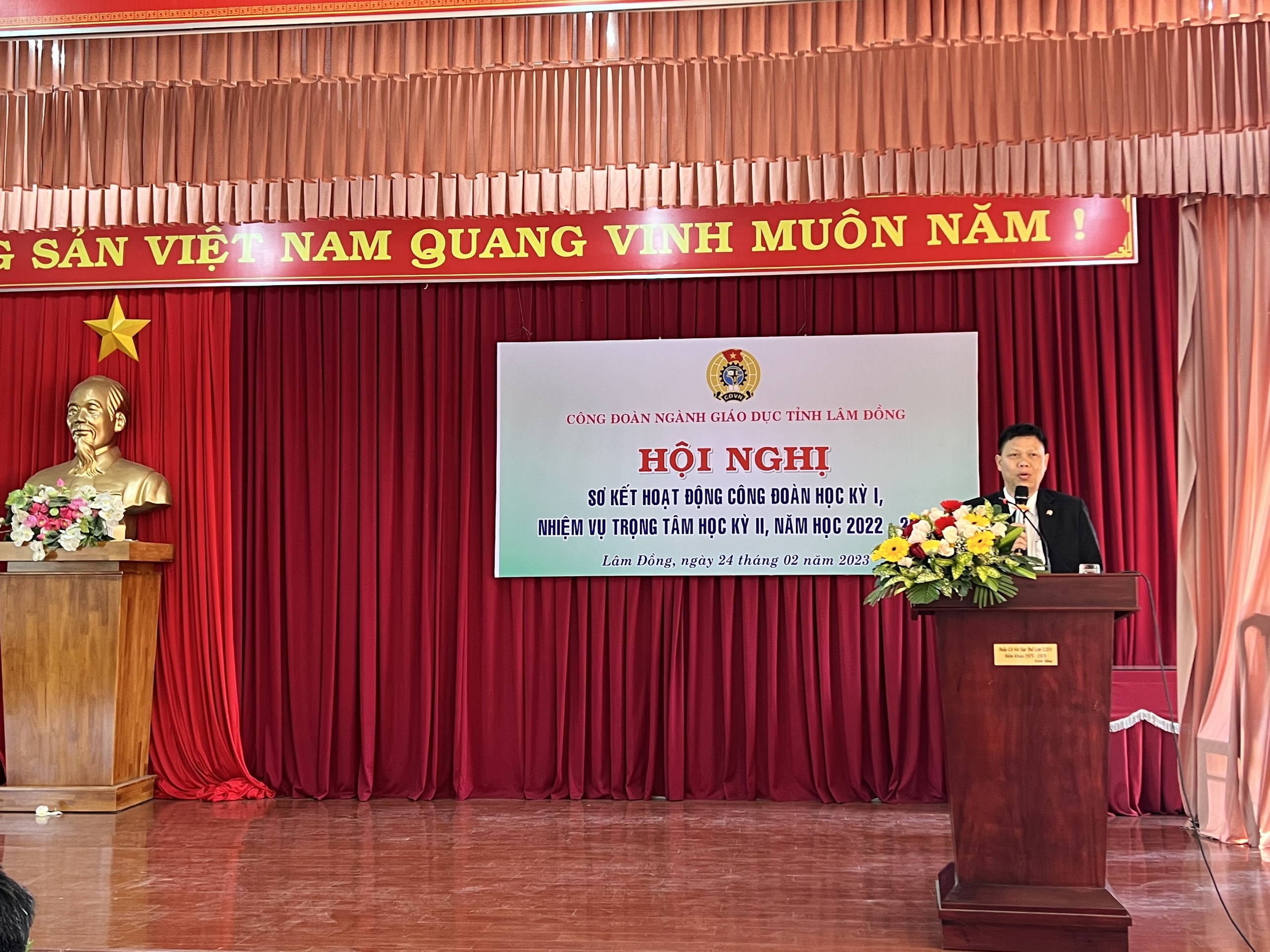 HỘI NGHỊ  SƠ KẾT HOẠT ĐỘNG CÔNG ĐOÀN HỌC KỲ I, TRIỂN KHAI NHIỆM VỤ TRỌNG TÂM HỌC KỲ II, NĂM HỌC 2022-2023