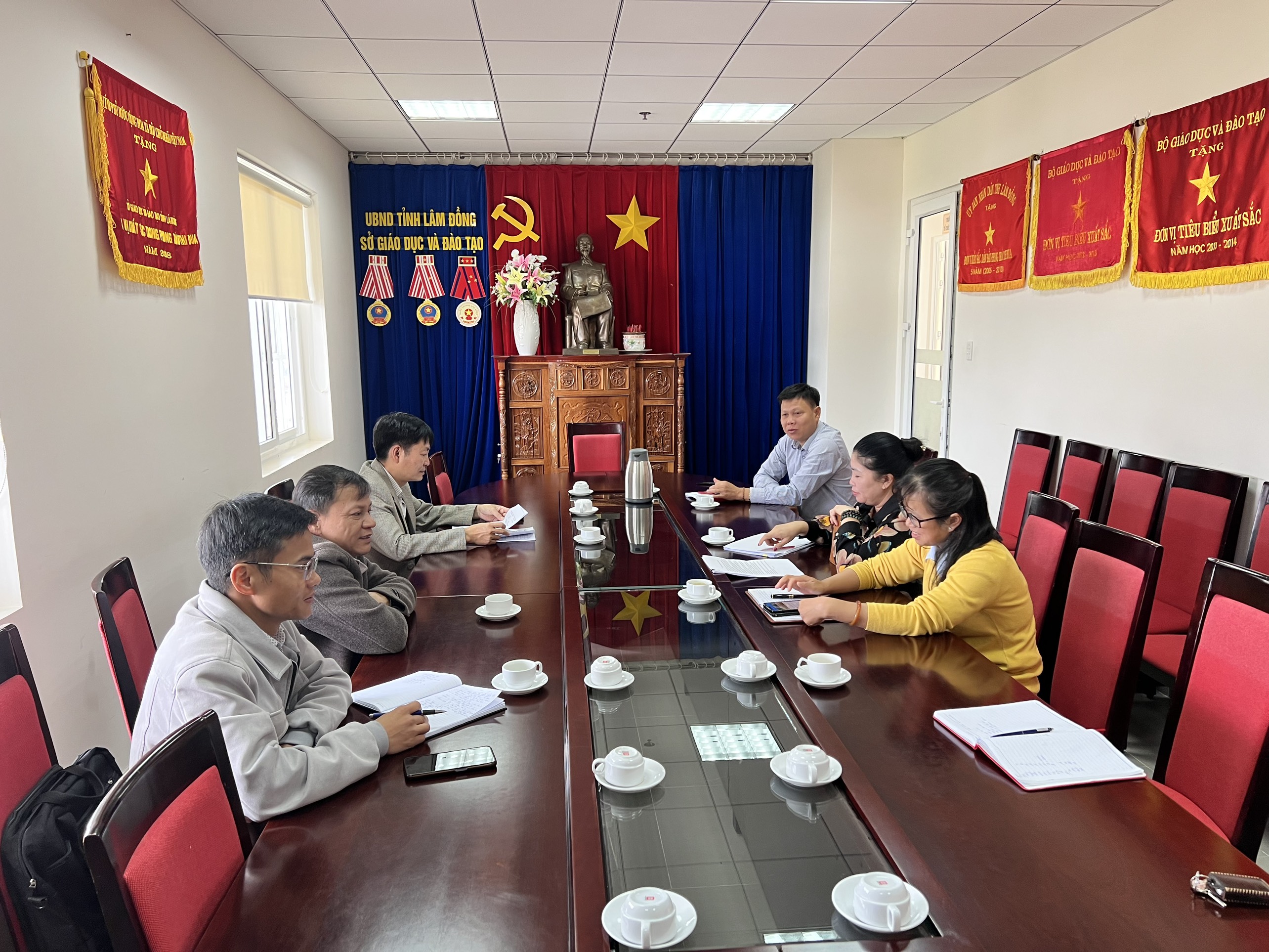 CÔNG TÁC CHUẨN BỊ HỘI NGHỊ TỔNG KẾT HOẠT ĐỘNG CÔNG ĐOÀN NĂM HỌC 2022-2023