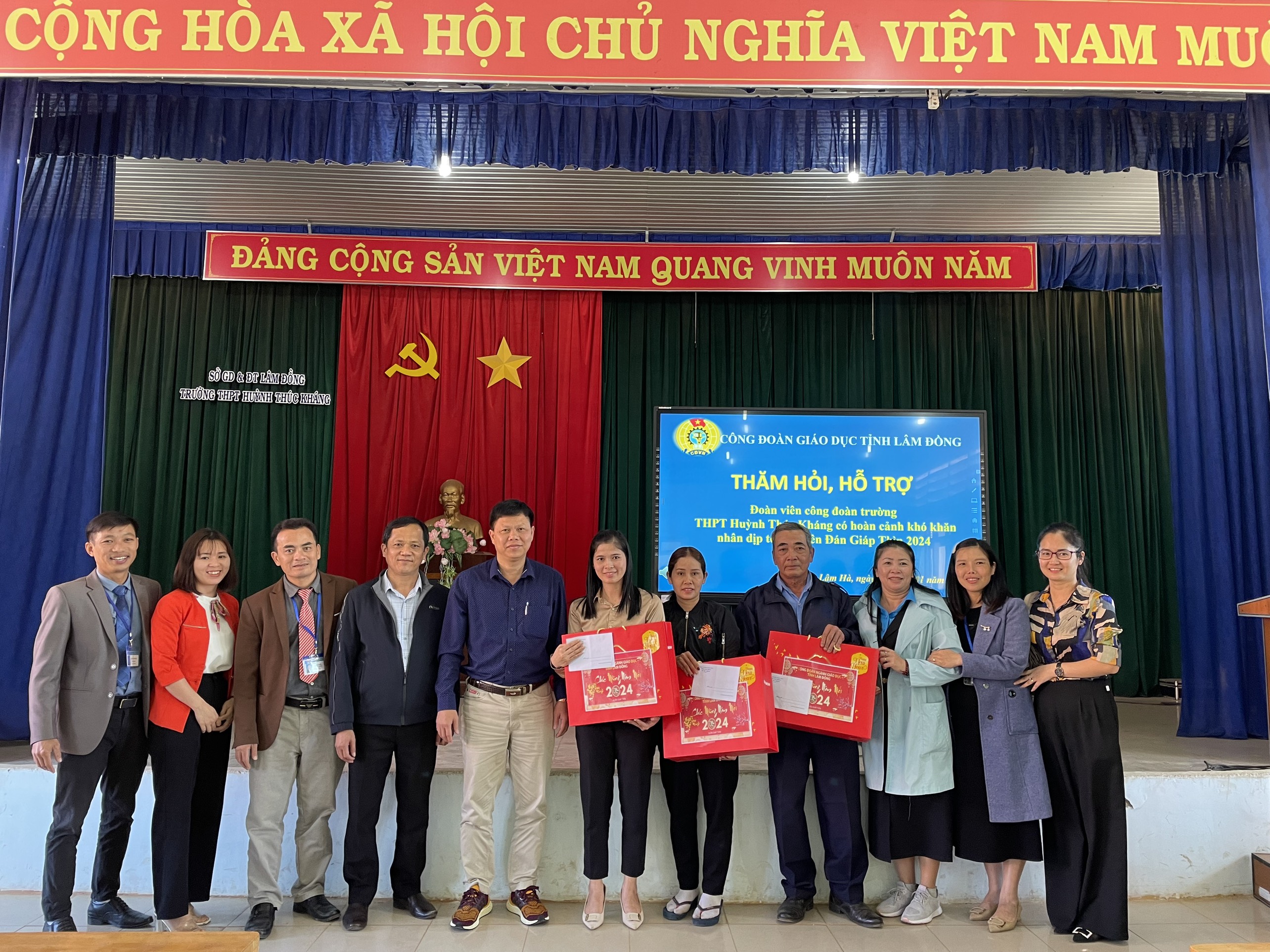 NHỮNG HOẠT ĐỘNG THIẾT THỰC CHĂM LO ĐỜI SỐNG CHO ĐOÀN VIÊN CÔNG ĐOÀN NHÂN DỊP TẾT NGUYÊN ĐÁN GIÁP THÌN 2024