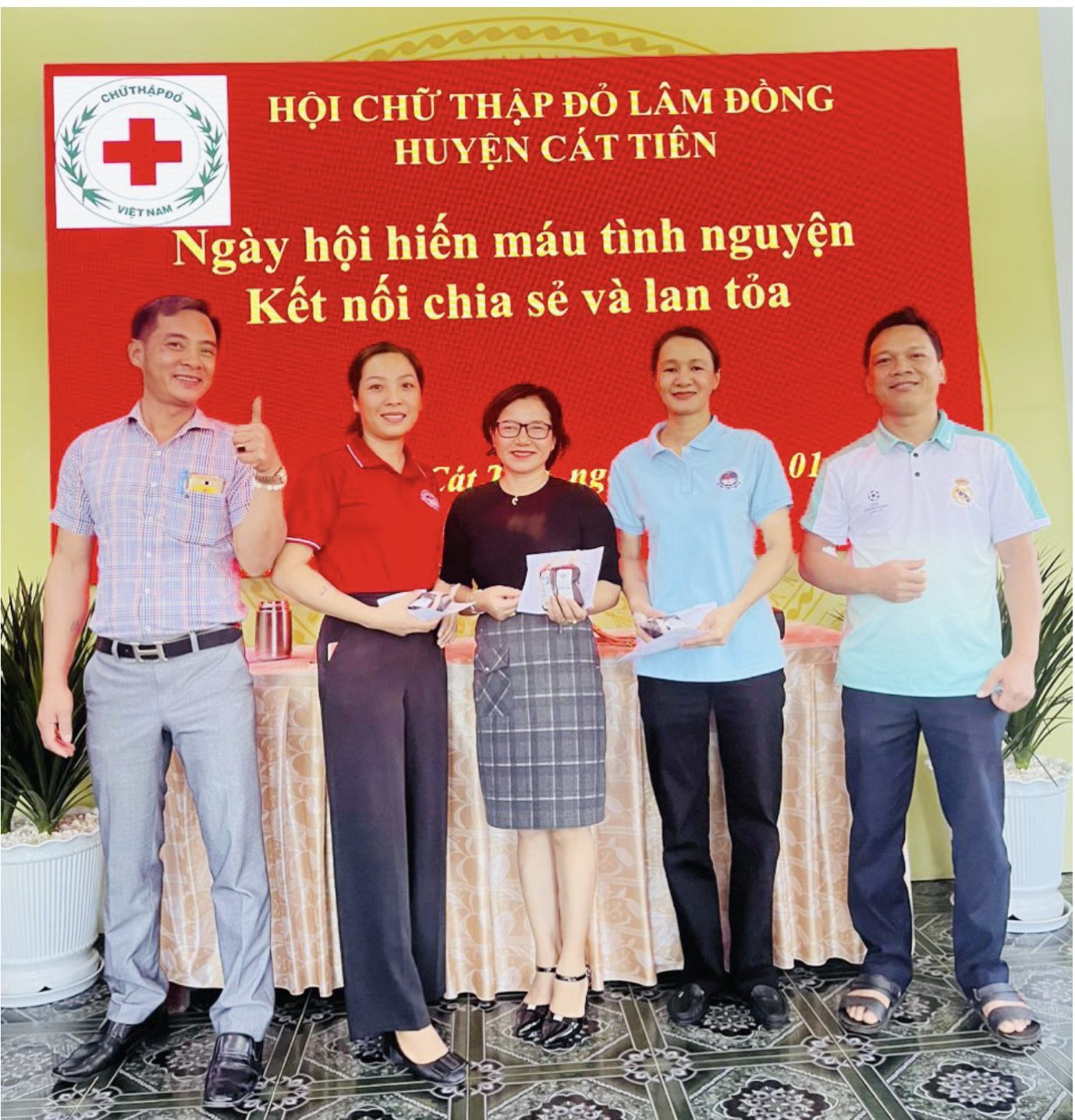 Đoàn viên Công đoàn Trường THPT Cát Tiên tích cực hưởng ứng “Ngày Hội hiến máu tình nguyện – Kết nối chia sẻ và lan tỏa”  đợt 1 năm 2024 