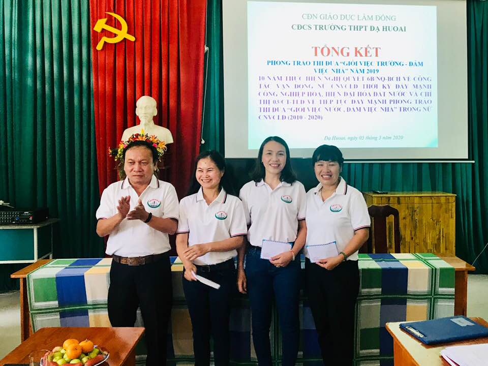 Hưởng ứng các hoạt động chào mừng 8/3