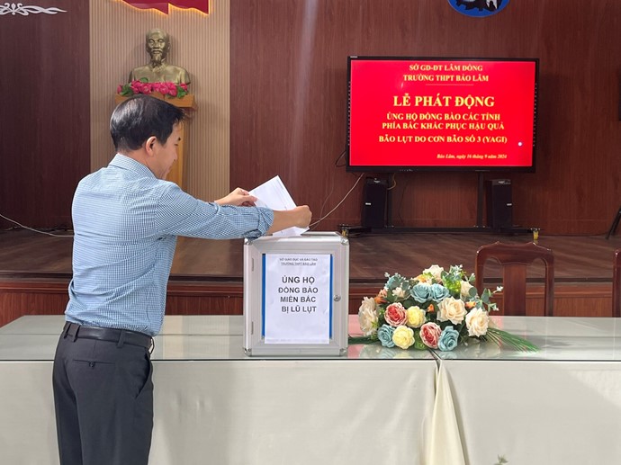 TRƯỜNG THPT BẢO LÂM TỔ CHỨC QUYÊN GÓP ỦNG HỘ, GIÚP ĐỠ ĐỒNG BÀO MIỀN BẮC BỊ THIỆT HẠI DO CƠN BÃO SỐ 3
