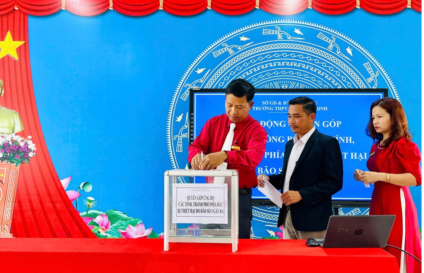 CĐCS TRƯỜNG THPT TRƯỜNG CHINH TỔ CHỨC QUYÊN GÓP ỦNG HỘ ĐỒNG BÀO MIỀN BẮC KHẮC PHỤC HẬU QUẢ THIỆT HẠI DO BÃO SỐ 3