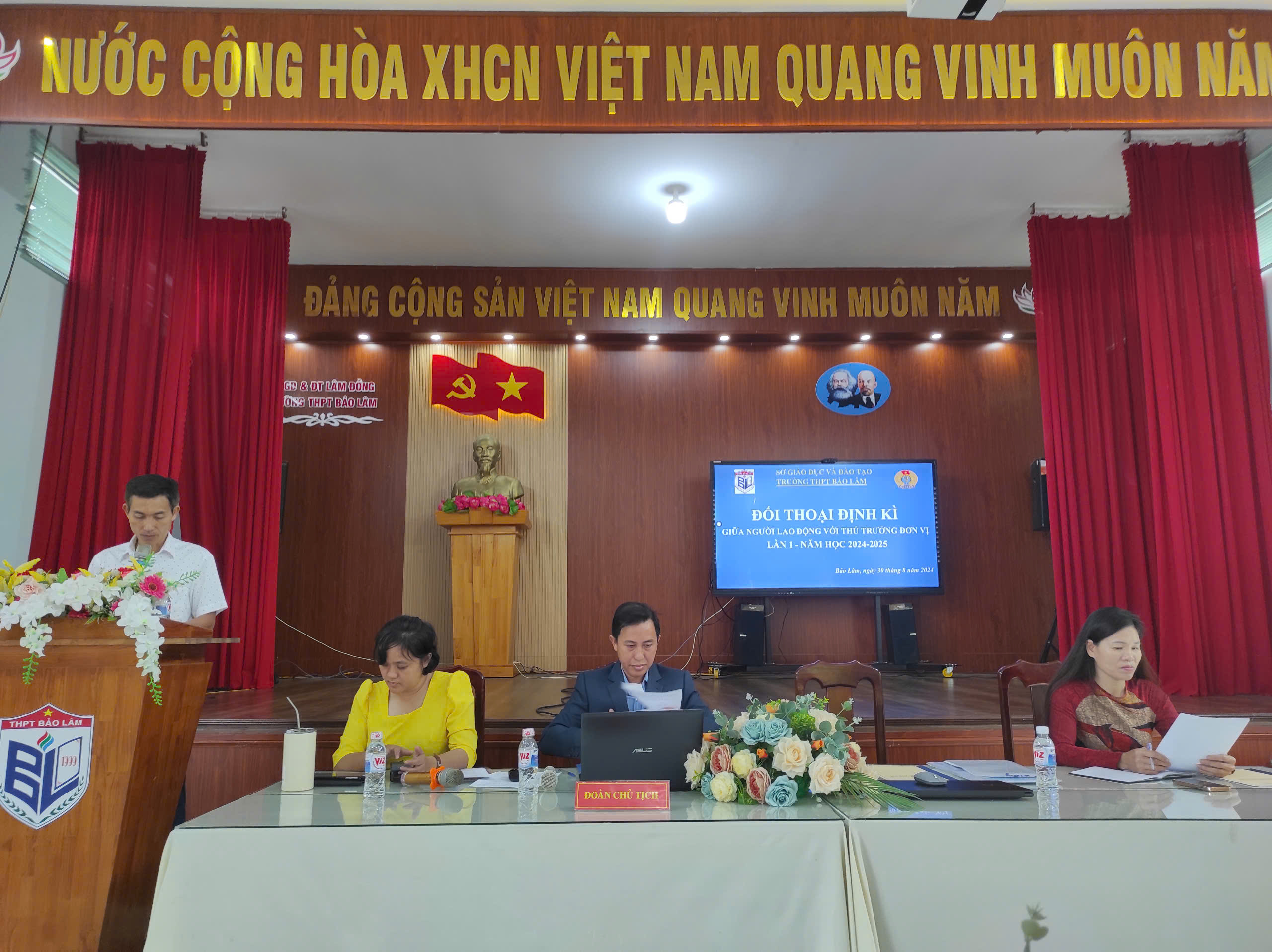 CĐCS TRƯỜNG THPT BẢO LÂM TỔ CHỨC HỘI NGHỊ ĐỐI THOẠI ĐỊNH KÌ GIỮA NGƯỜI LAO ĐỘNG VỚI THỦ TRƯỞNG ĐƠN VỊ LẦN THỨ I, NĂM HỌC 2024 – 2025