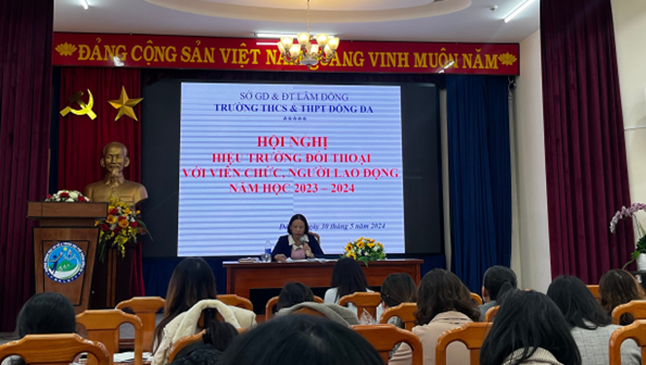 CĐCS ĐỐNG ĐA TỔ CHỨC HỘI NGHỊ ĐỐI THOẠI GIỮA HIỆU TRƯỞNG VỚI CÁN BỘ, NHÀ GIÁO VÀ NGƯỜI LAO ĐỘNG