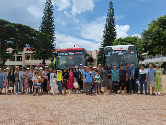 CĐCS Trường THPT Di Linh tổ chức du lịch hè 2024