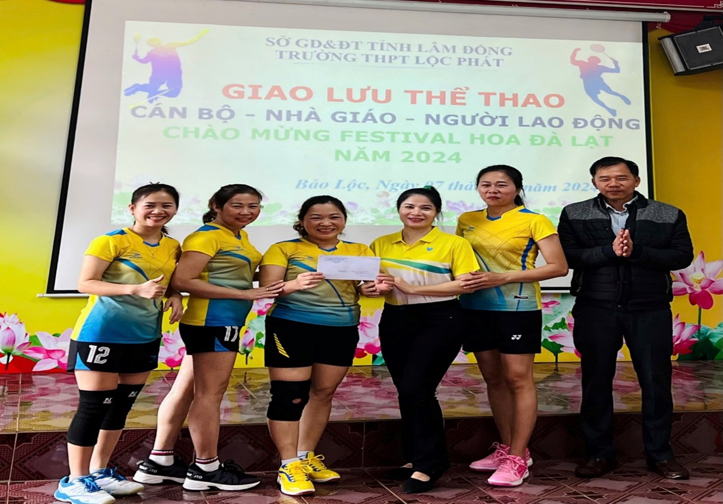 GIAO LƯU THỂ THAO CÁN BỘ - NHÀ GIÁO - NGƯỜI LAO ĐỘNG TẠI TRƯỜNG THPT LỘC PHÁT CHÀO MỪNG FESTIVAL HOA ĐÀ LẠT