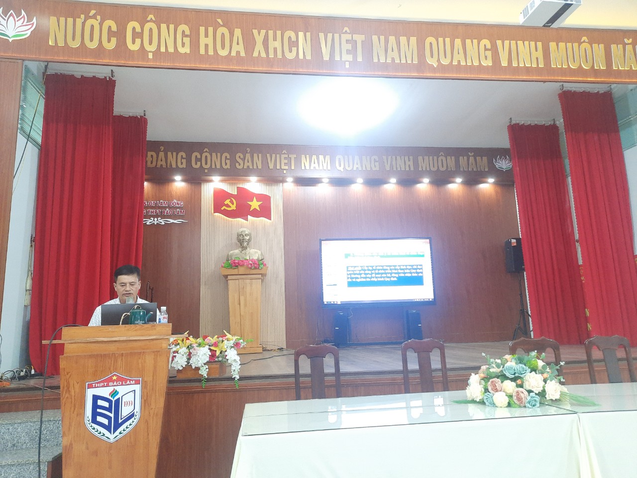 TRƯỜNG THPT BẢO LÂM TỔ CHỨC BỒI DƯỠNG CHÍNH TRỊ HÈ 2024