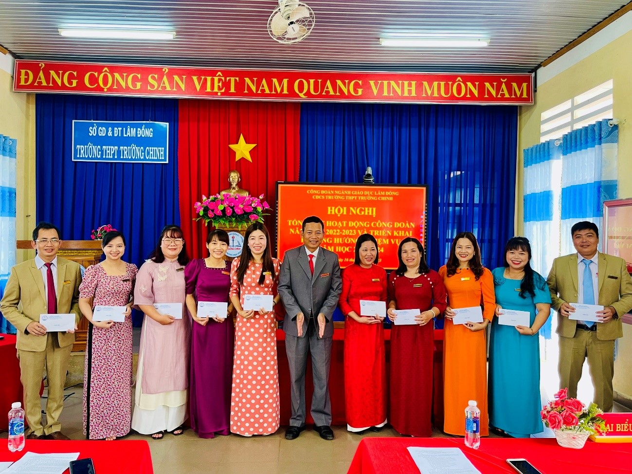 HỘI NGHỊ TỔNG KẾT HOẠT ĐỘNG CÔNG ĐOÀN TRƯỜNG THPT TRƯỜNG CHINH NĂM HỌC 2022-2023