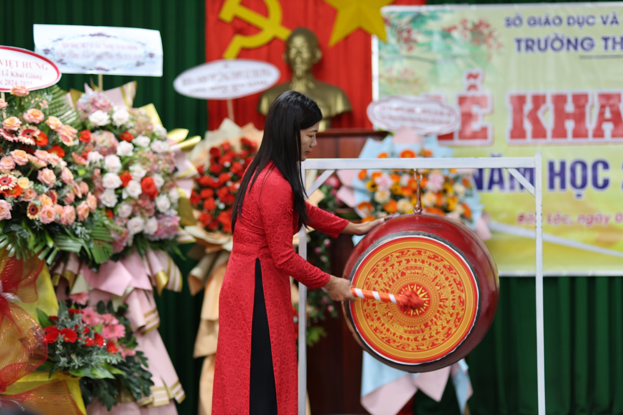 TRƯỜNG THPT LÊ THỊ PHA TỔ CHỨC LỄ KHAI GIẢNG NĂM HỌC 2024-2025