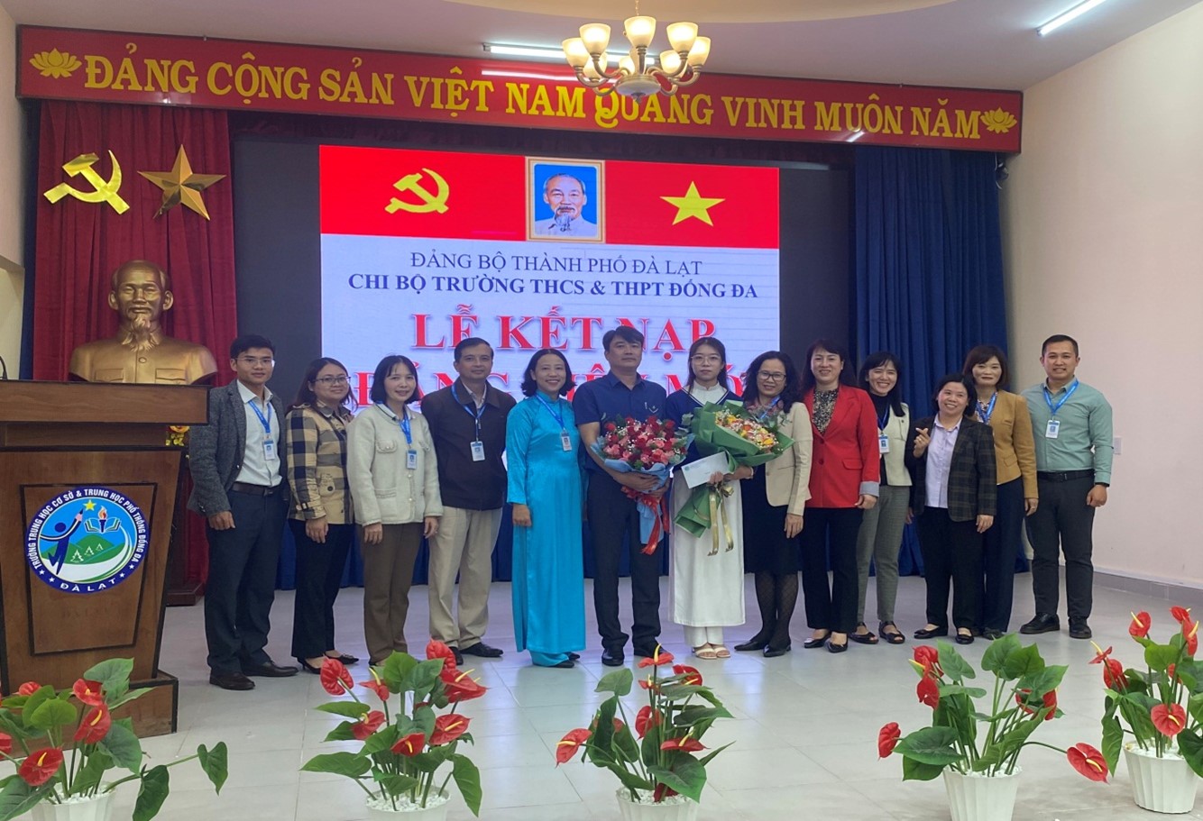 TRƯỜNG THCS & THPT ĐỐNG ĐA KẾT NẠP ĐẢNG VIÊN MỚI NĂM 2023