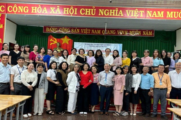 SINH HOẠT CHUYÊN MÔN LIÊN TRƯỜNG CỤM THÀNH PHỐ BẢO LỘC MÔN TIẾNG ANH ĐƯỢC TỔ CHỨC TẠI TRƯỜNG THPT LÊ THỊ PHA