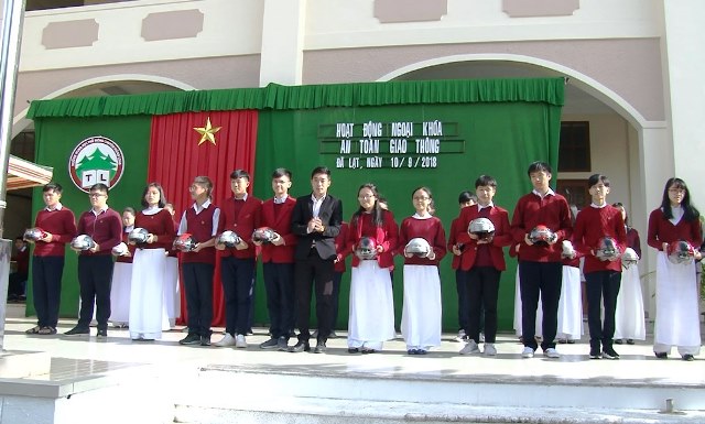 Đà Lạt tuyên truyền pháp luật giao thông cho học sinh