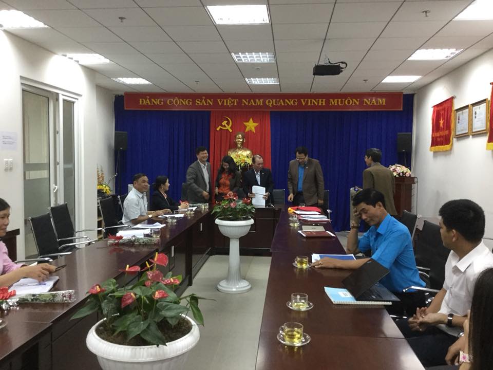 Cụm thi đua số 4 ký kết thi đua