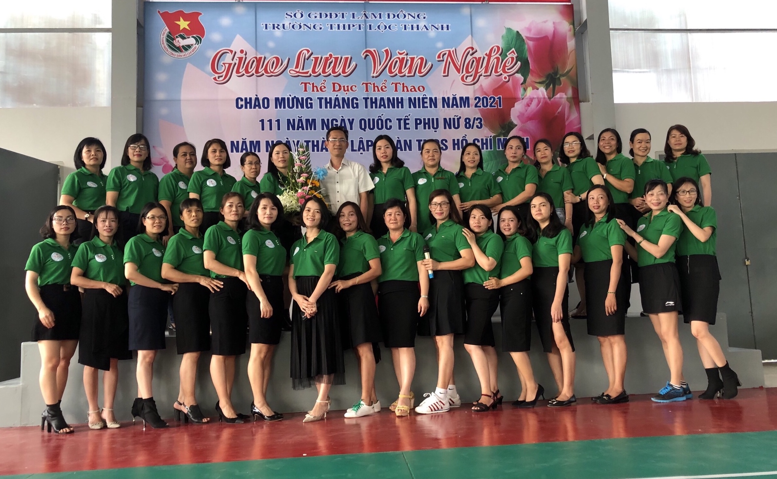 TRƯỜNG THPT LỘC THANH VỚI CÁC HOẠT ĐỘNG CHÀO MỪNG NGÀY QUỐC TẾ PHỤ NỮ 8/3/2021