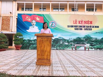  Kỷ niệm 130 năm ngày sinh nhật Bác
