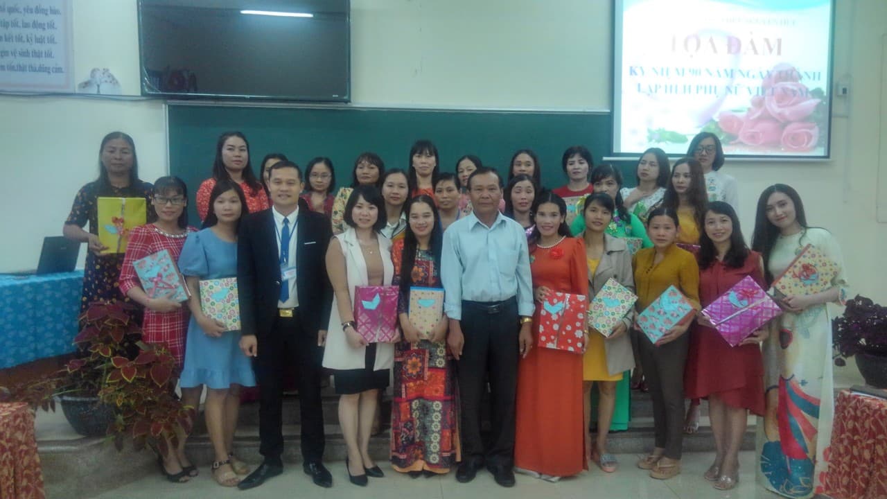 HỘI THI “NÉT ĐẸP CÔNG ĐOÀN” THPT NGUYỄN HUỆ