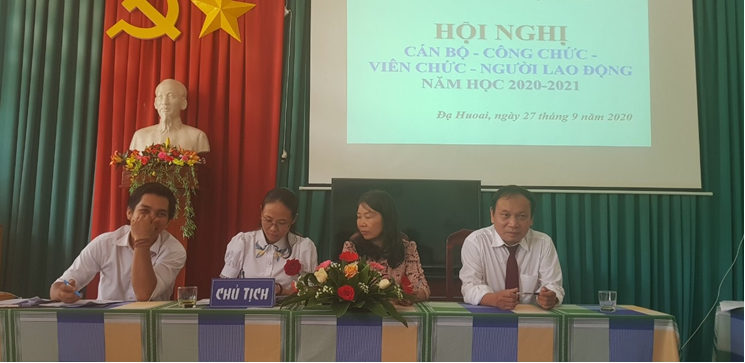 TRƯỜNG THPT ĐẠ HUOAI TỔ CHỨC HỘI NGHỊ CÁN BỘ - CÔNG CHỨC - VIÊN CHỨC - NGƯỜI LAO ĐỘNG NĂM HỌC 2020 - 2021