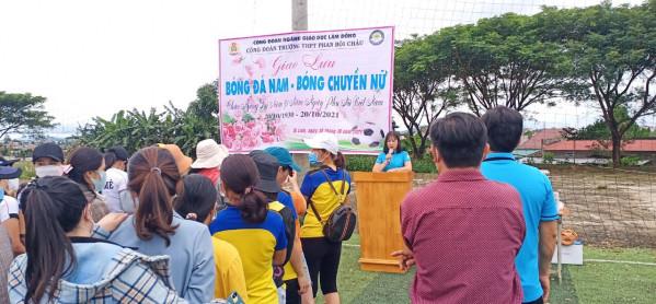 CĐCS TRƯỜNG THPT PHAN BỘI CHÂU – TỔ CHỨC GIAO LƯU BÓNG ĐÁ NAM VÀ BÓNG CHUYỀN NỮ CHÀO MỪNG KỈ NIỆM 91 NĂM NGÀY PHỤ NỮ VIỆT NAM (20/10/1930 – 20/10/2021)