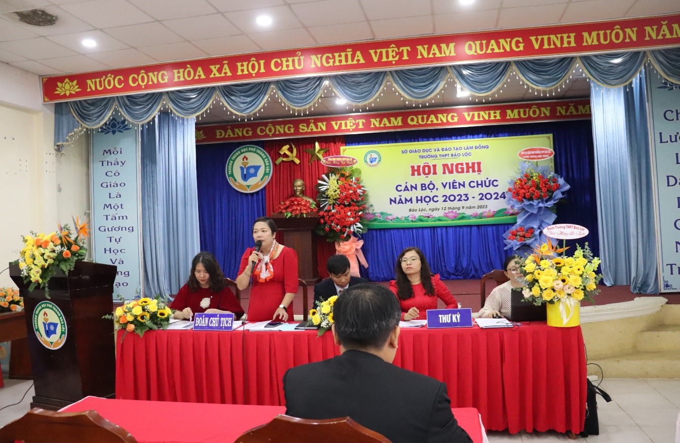 TRƯỜNG THPT BẢO LỘC TỔ CHỨC THÀNH CÔNG HỘI NGHỊ CÁN BỘ, VIÊN CHỨC NĂM HỌC 2023 – 2024