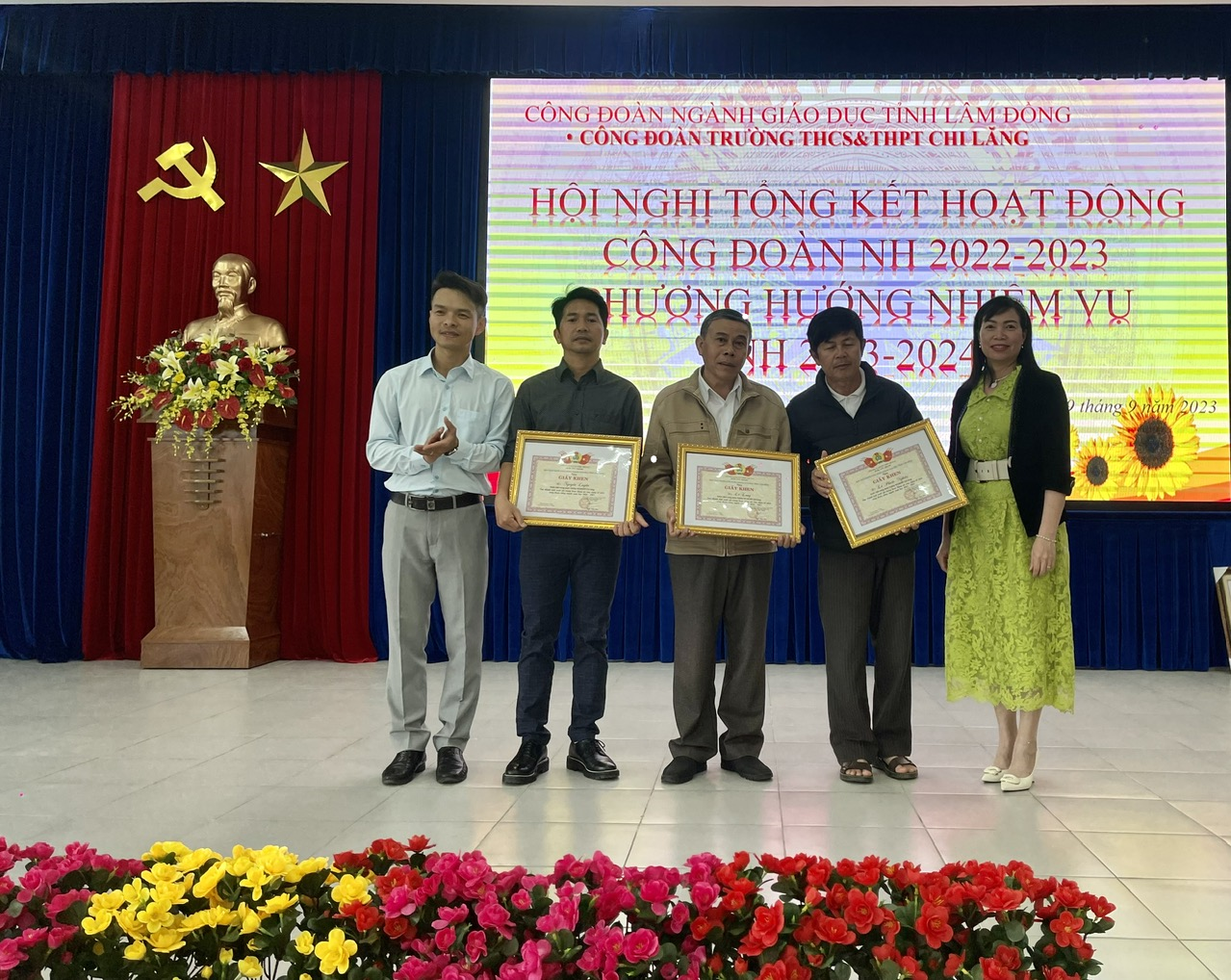 HỘI NGHỊ CÔNG ĐOÀN TRƯỜNG THCS&THPT CHI LĂNG