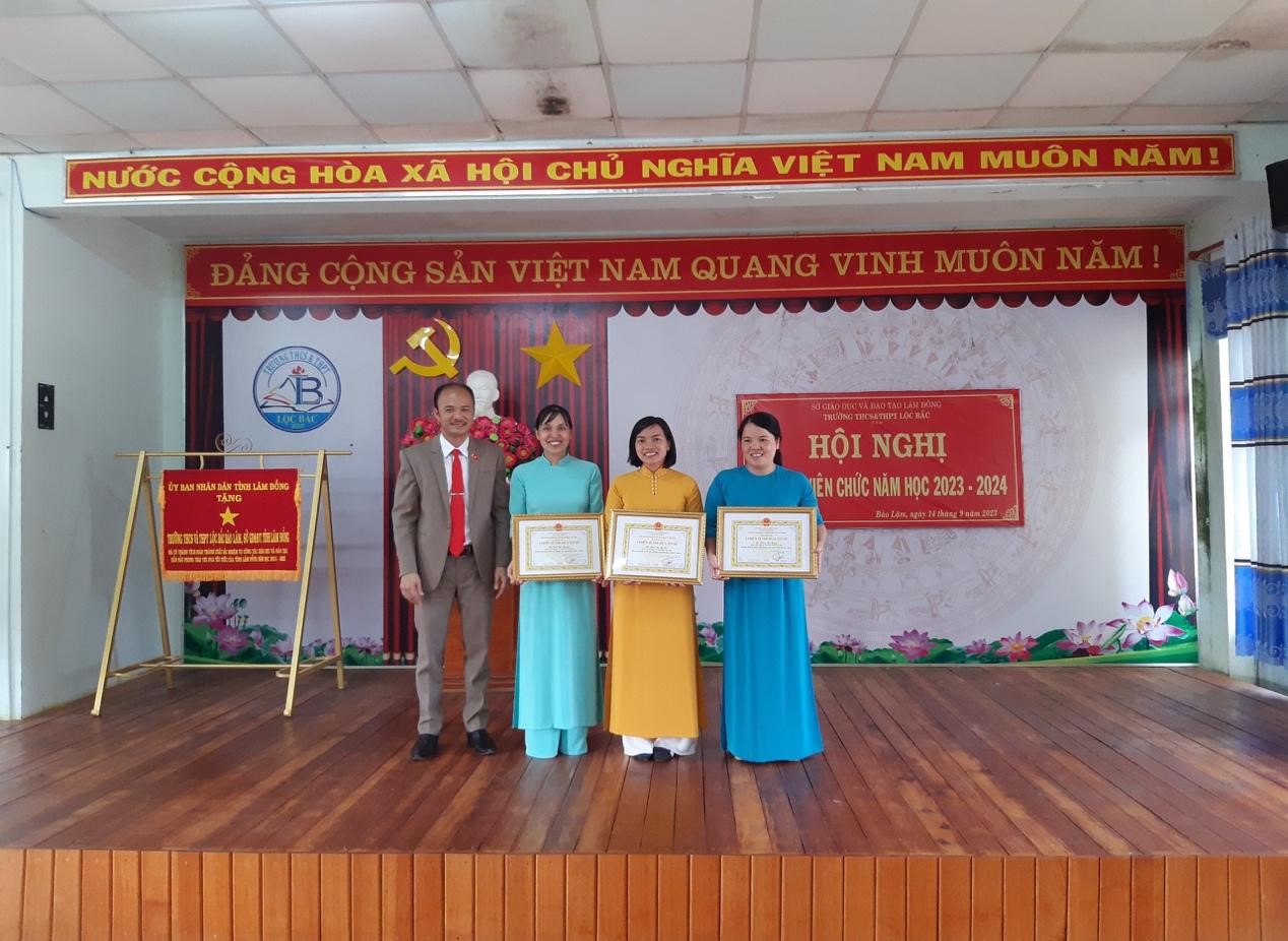 TRƯỜNG THCS&THPT LỘC BẮC TỔ CHỨC HỘI NGHỊ CÁN BỘ, VIÊN CHỨC NĂM HỌC 2023-2024