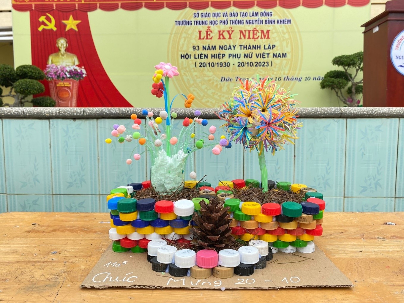 Công đoàn trường THPT Nguyễn Bỉnh Khiêm với chuỗi hoạt động kỷ niệm 93 năm ngày thành lập Hội LHPN Việt Nam