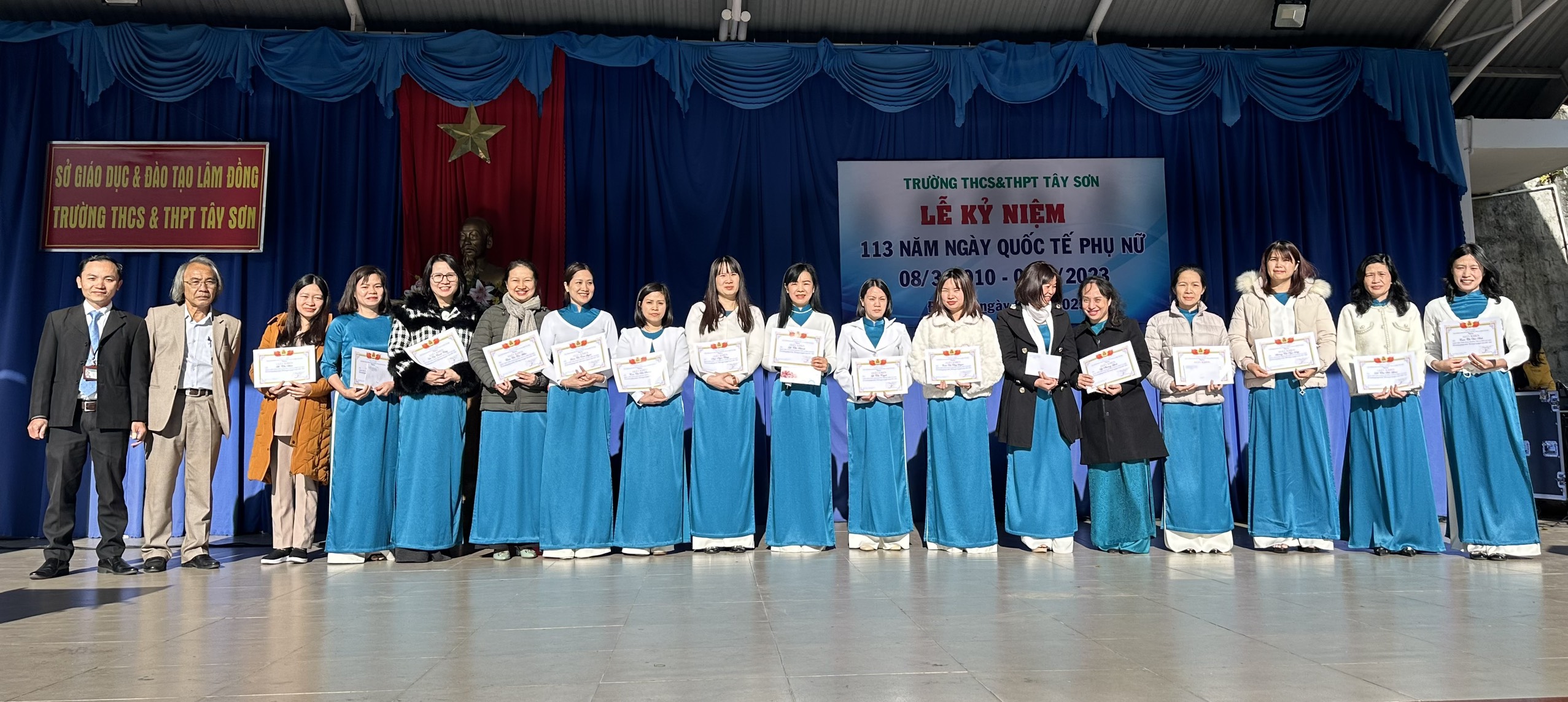 TRƯỜNG THCS&THPT TÂY SƠN TỔ CHỨC HOẠT ĐỘNG KỶ NIỆM 113 NĂM NGÀY QUỐC TẾ PHỤ NỮ (8/3/1910 – 8/3/2023)