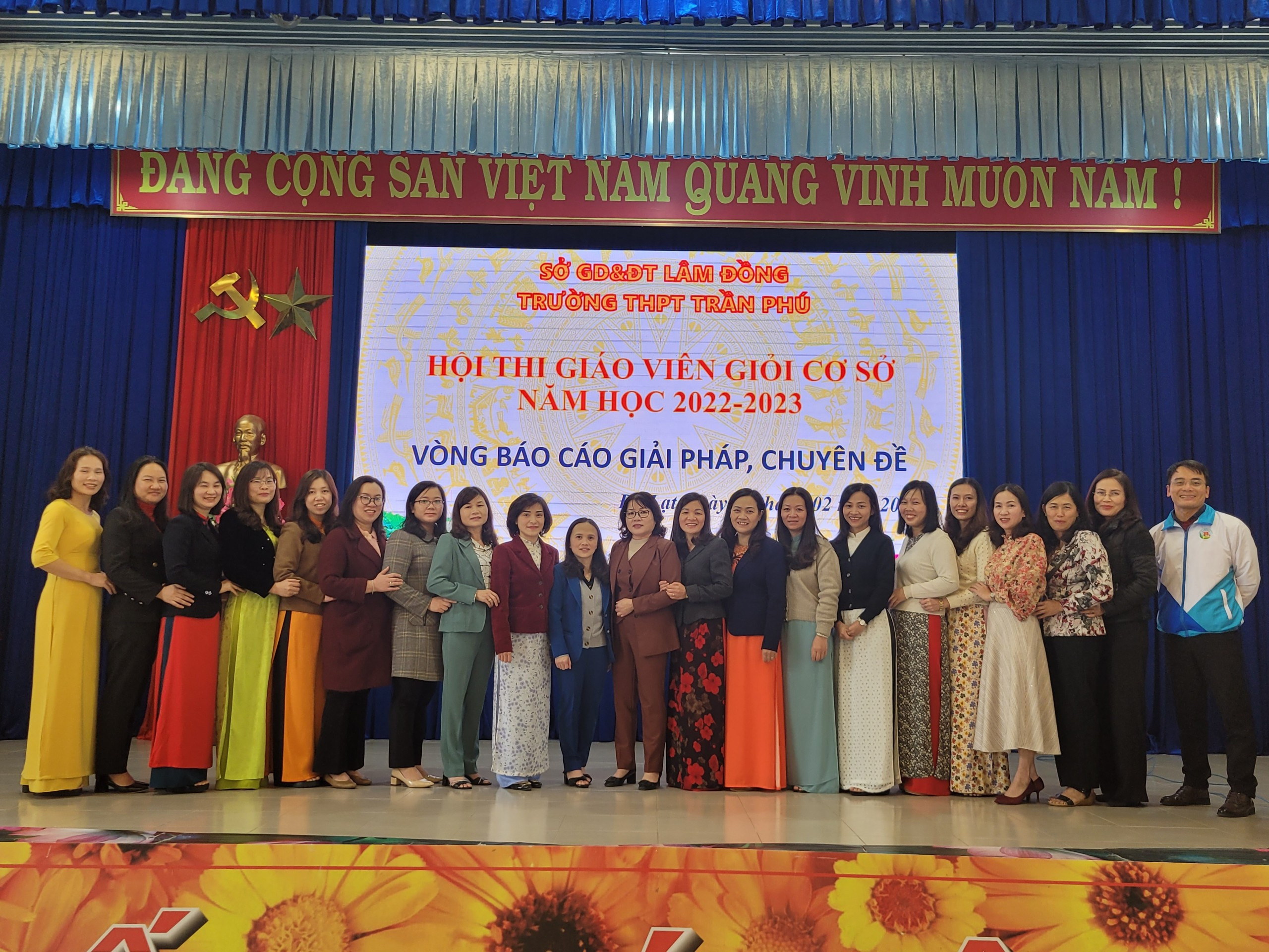 TRƯỜNG THPT TRẦN PHÚ TỔ CHỨC HỘI THI GIÁO VIÊN DẠY GIỎI CẤP CƠ SỞ NĂM HỌC 2022-2023 VÒNG 2 – VÒNG BÁO CÁO GIẢI PHÁP, CHUYÊN ĐỀ