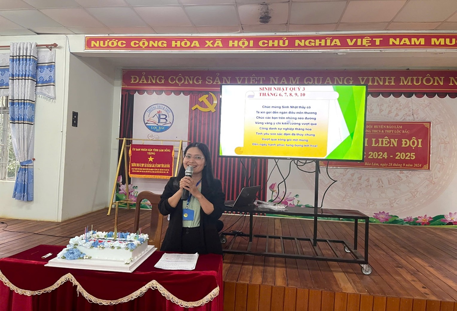 CÔNG ĐOÀN CƠ SỞ TRƯỜNG THCS&THPT LỘC BẮC TỔ CHỨC SINH NHẬT CHO CÔNG ĐOÀN VIÊN QUÝ III/2024