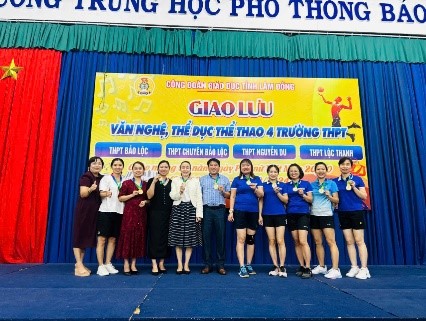 GIAO HỮU VĂN NGHỆ, THỂ DỤC THỂ THAO CHÀO MỪNG 94 NĂM NGÀY THÀNH LẬP HỘI LIÊN HIỆP PHỤ NỮ VIỆT NAM 20/10