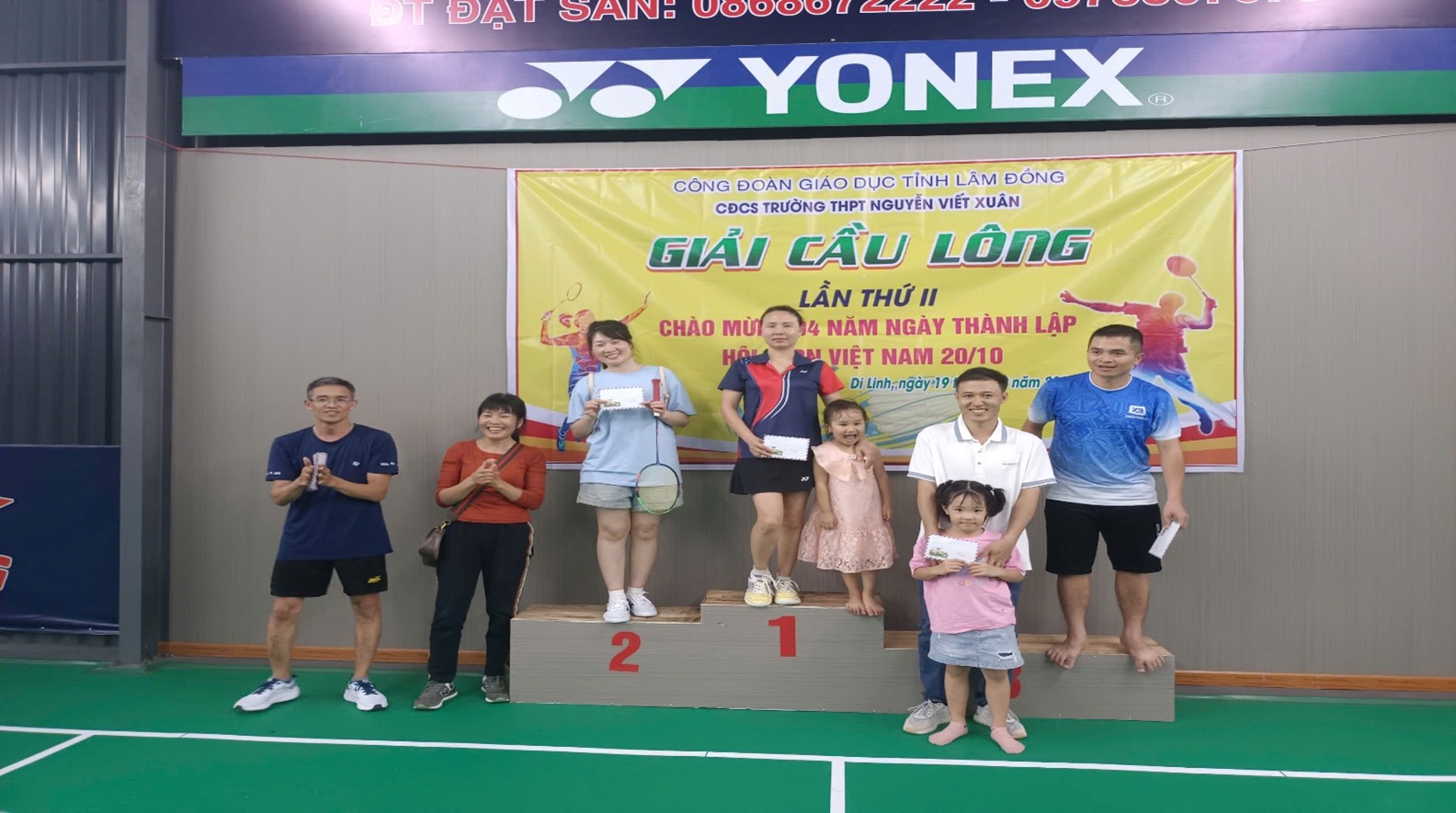 CÔNG ĐOÀN TRƯỜNG THPT NGUYỄN VIẾT XUÂN TƯNG BỪNG TỔ CHỨC KỶ NIỆM 94 NĂM NGÀY PHỤ NỮ VIỆT NAM 20/10/2024