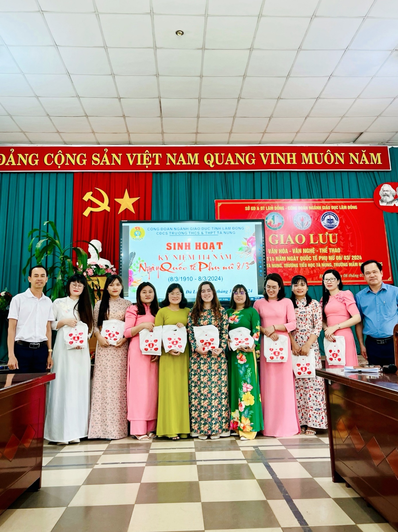 SÔI NỔI CÁC HOẠT ĐỘNG CHÀO MỪNG 114 NĂM NGÀY QUỐC TẾ PHỤ NỮ 8/3 VÀ 1984 NĂM CUỘC KHỞI NGHĨA HAI BÀ TRƯNG TẠI TRƯỜNG THCS&THPT TÀ NUNG