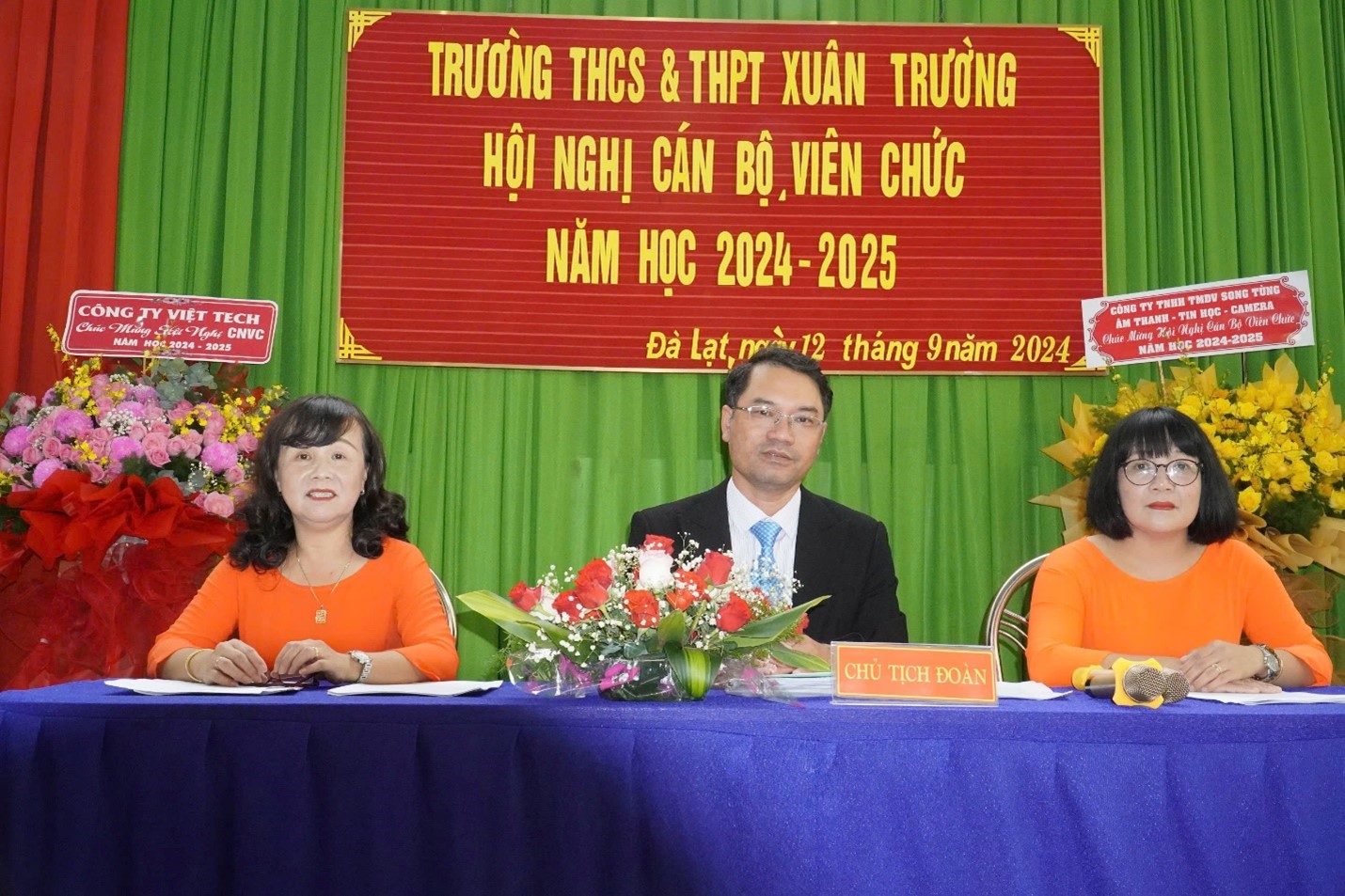 TRƯỜNG THCS & THPT XUÂN TRƯỜNG TỔ CHỨC THÀNH CÔNG HỘI NGHỊ CÁN BỘ VIÊN CHỨC NĂM HỌC 2024 – 2025