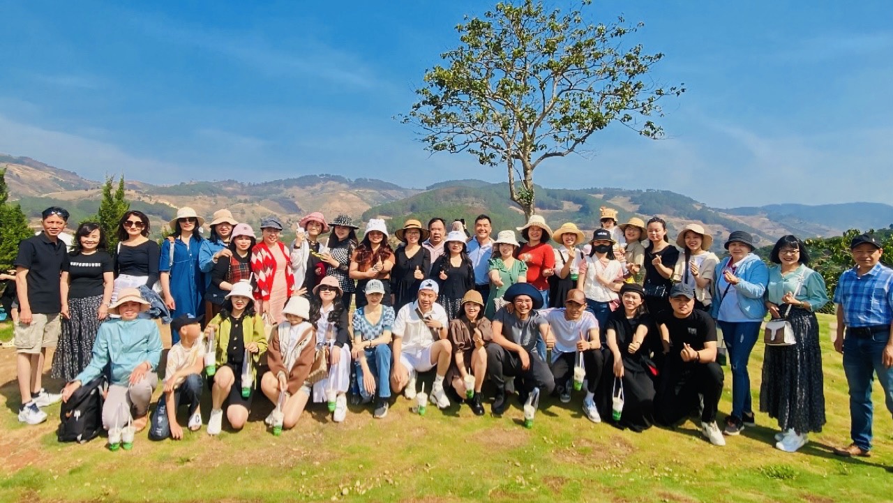 CÔNG ĐOÀN TRƯỜNG THCS VÀ THPT XUÂN TRƯỜNG TỔ CHỨC THAM QUAN TRẢI NGHIỆM CHÀO MỪNG NGÀY QUỐC TẾ PHỤ NỮ 8/3