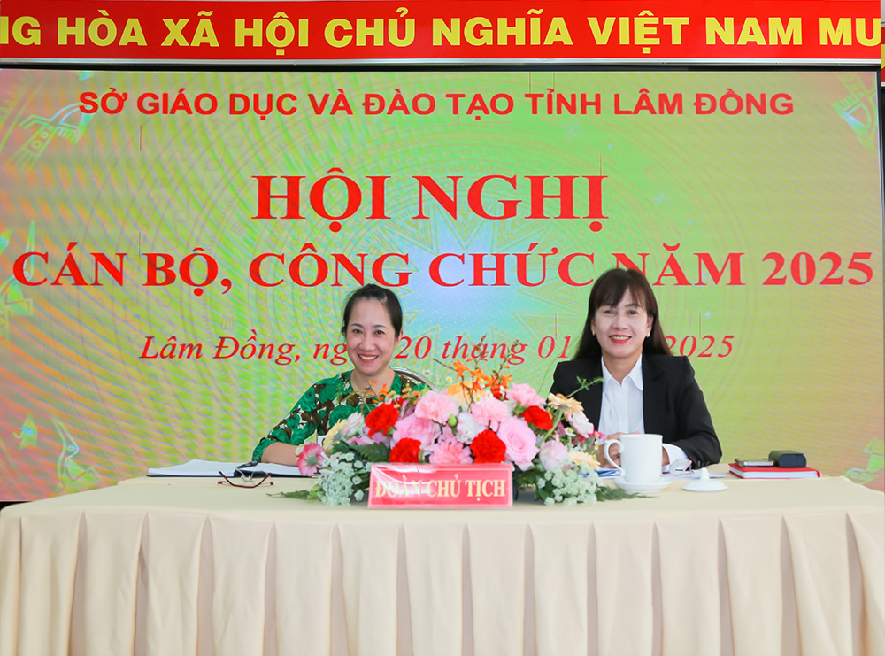 Hội nghị cán bộ công chức, người lao động Sở Giáo dục và Đào tạo năm 2025