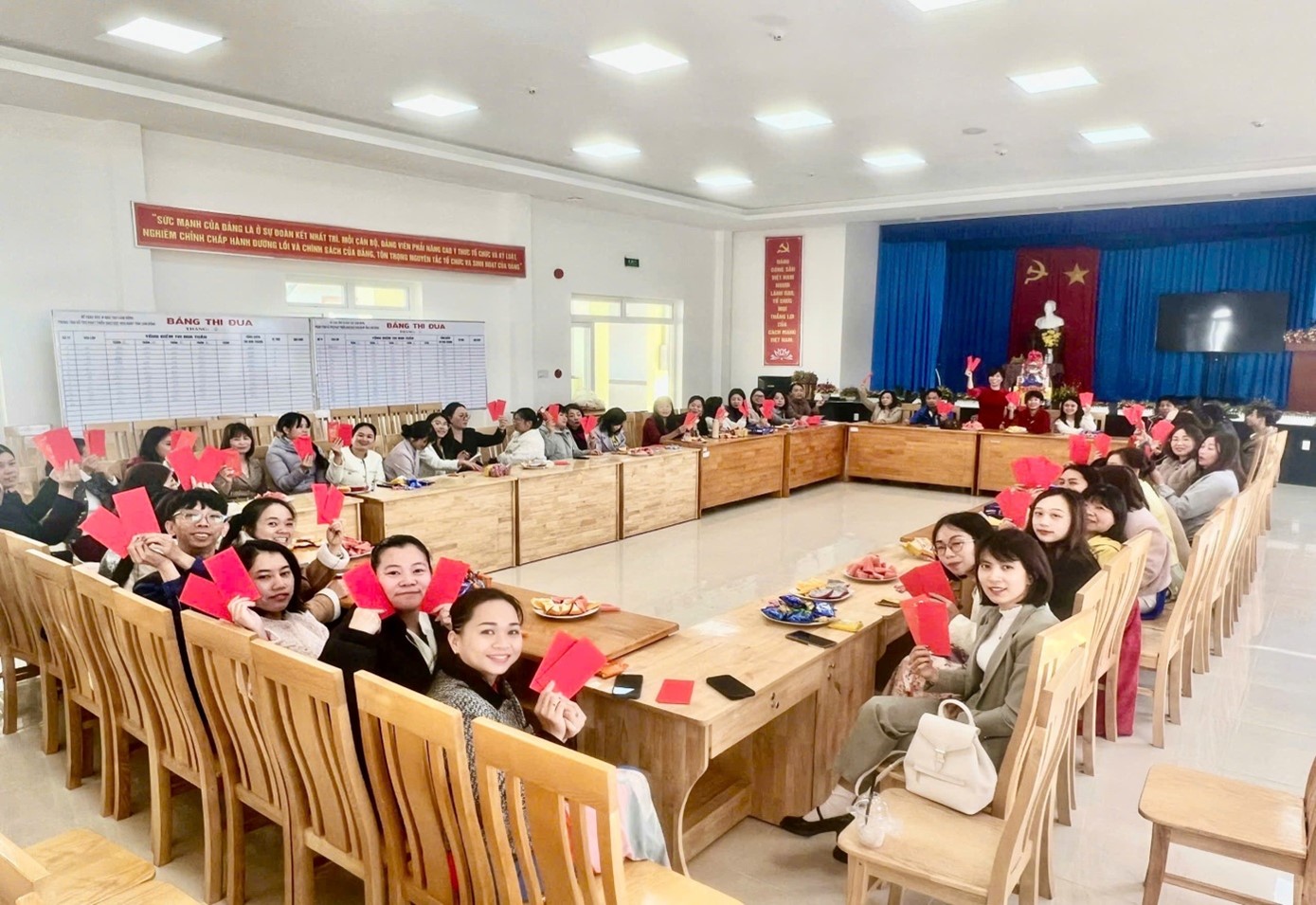   CÔNG ĐOÀN TRUNG TÂM HỖ TRỢ PHÁT TRIỂN GIÁO DỤC HÒA NHẬP TỈNH “ GẶP GỠ VUI XUÂN” ẤT TỴ 2025