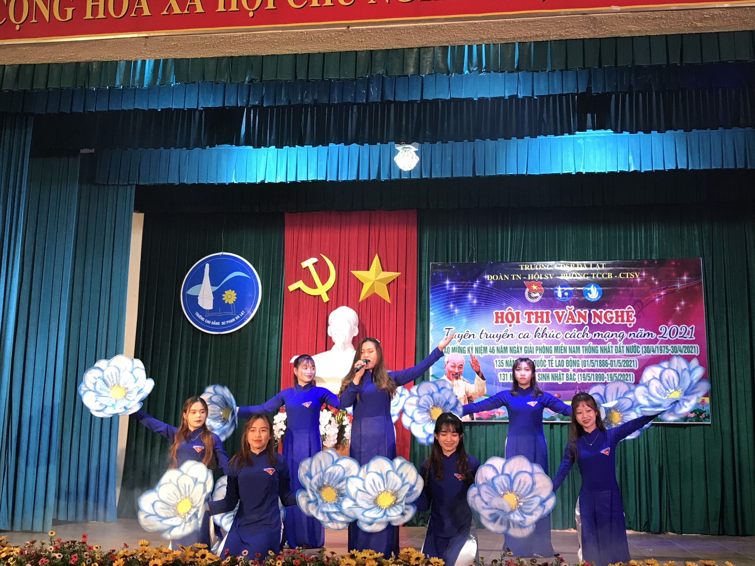 Trường Cao đẳng Sư phạm Đà Lạt chung kết hội thi ca khúc cách mạng