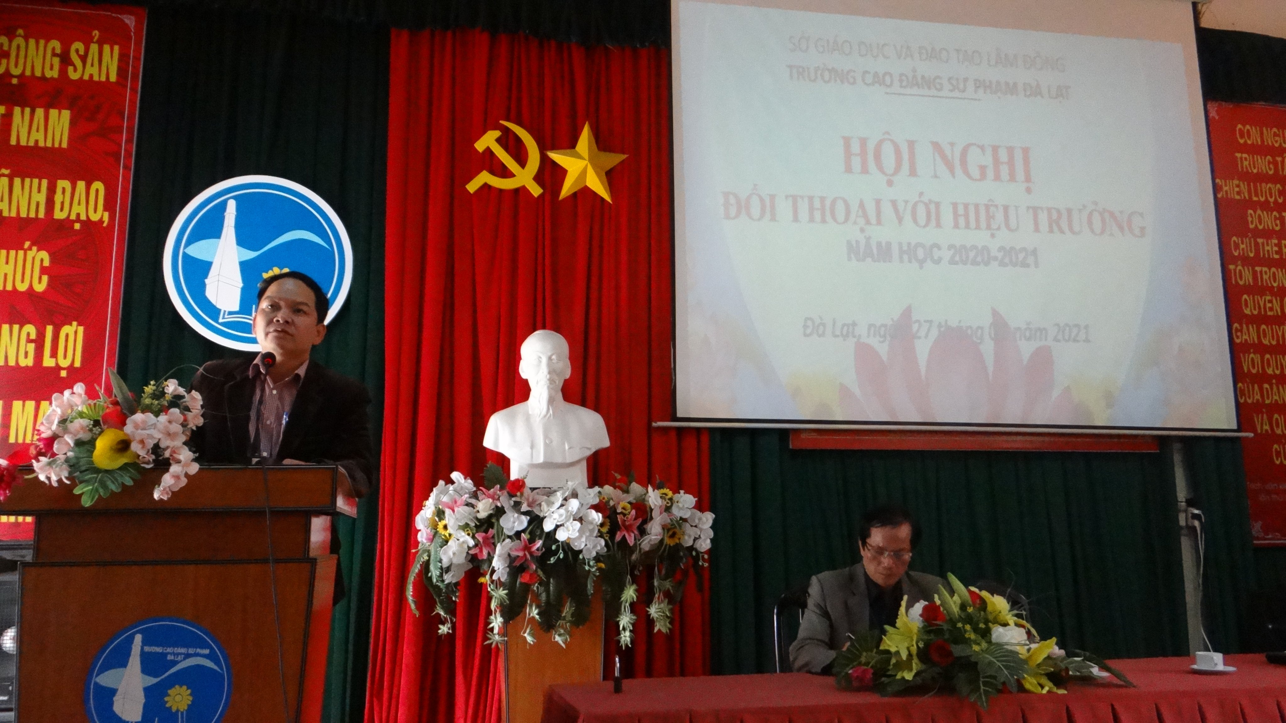 Hội nghị đối thoại với Hiệu trưởng Trường CĐSP Đà Lạt