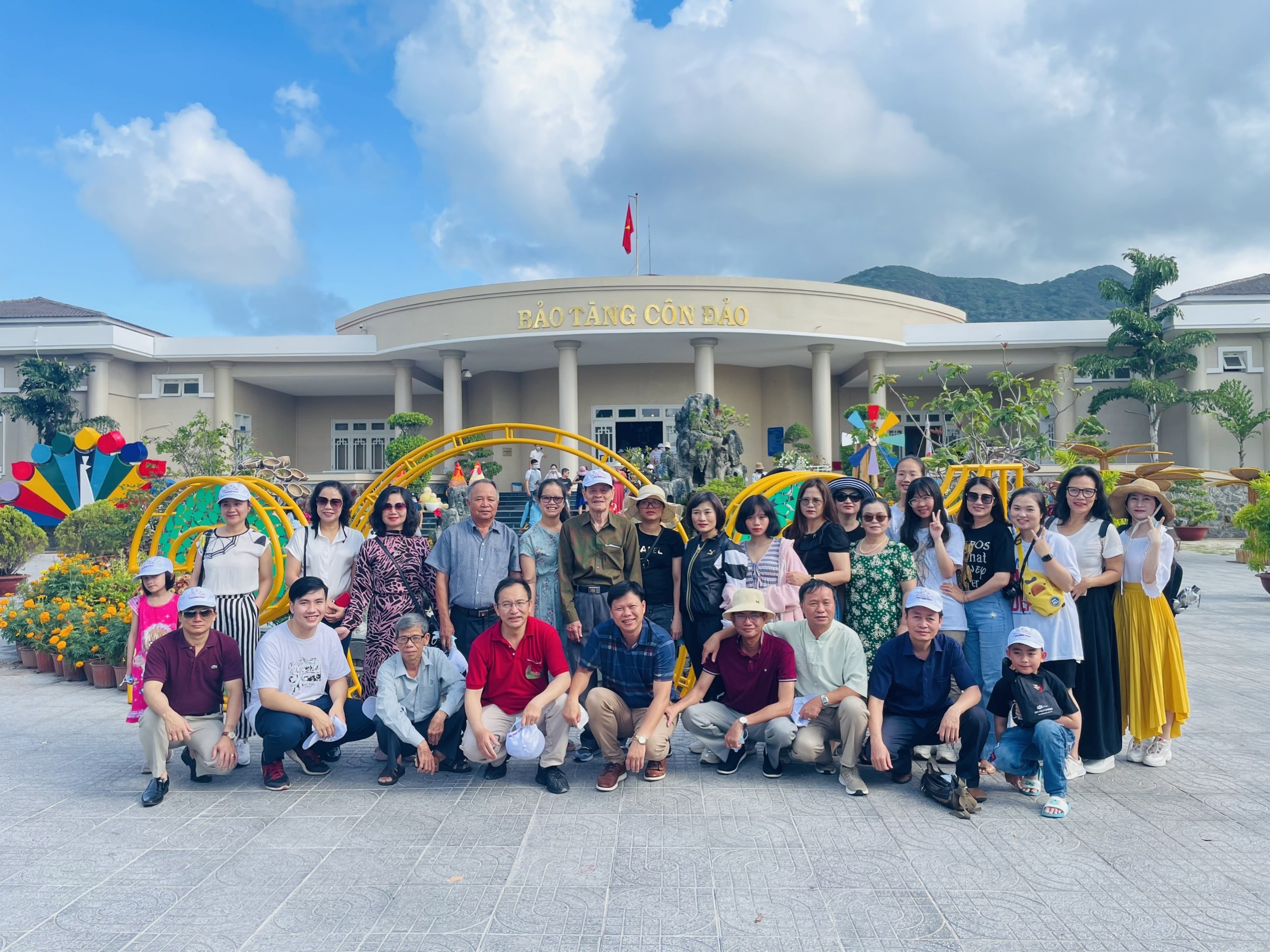 Hoạt động về nguồn của Sở Giáo dục và Đào tạo