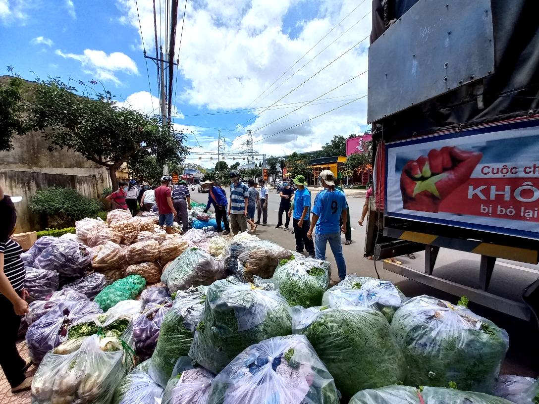Tin Chung tay đẩy lùi dịch bệnh của các công đoàn Trường THPT trên địa bàn huyện Đức Trong và Đơn Dương