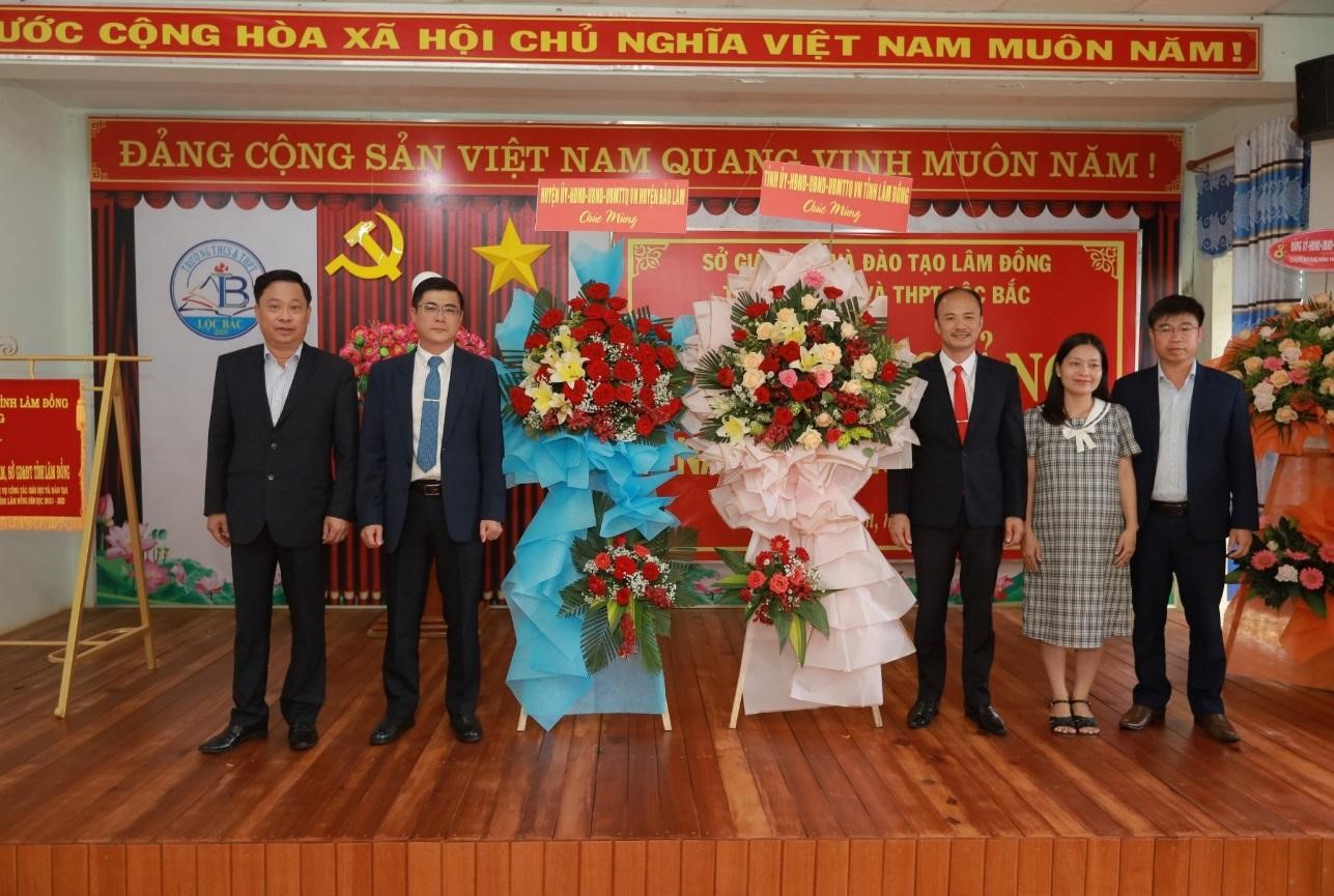 TRƯỜNG THCS & THPT LỘC BẮC LONG TRỌNG TỔ CHỨC LỄ KHAI GIẢNG NĂM HỌC 2023 - 2024