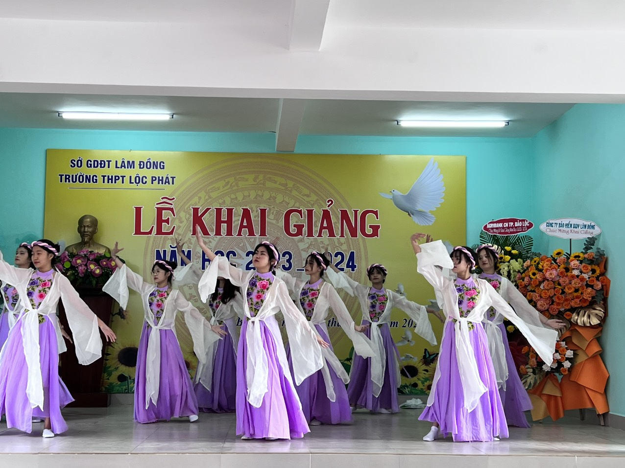 Trường THPT Lộc  Phát đã long trọng tổ chức lễ Khai giảng năm học mới 2023 -2024 