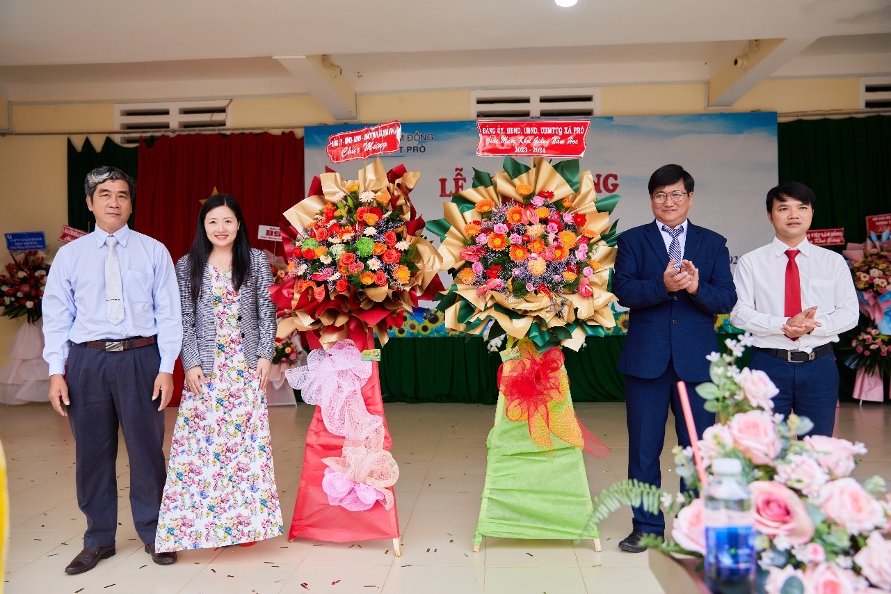 CĐCS PHỐI HỢP CHÍNH QUYỀN TRƯỜNG THPT PRÓ TỔ CHỨC THÀNH CÔNG LỄ KHAI GIẢNG NĂM HỌC 2023-2024