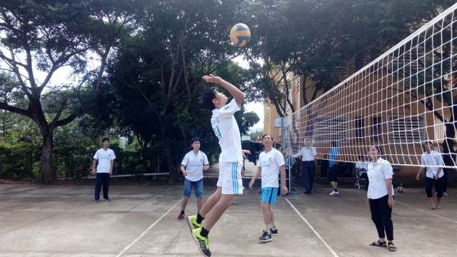 Công đoàn Trường THPT Đức Trọng hưởng ứng ngày pháp luật Việt Nam 9/11/2017, hướng tới kỷ niệm 35 năm ngày nhà giáo Việt Nam